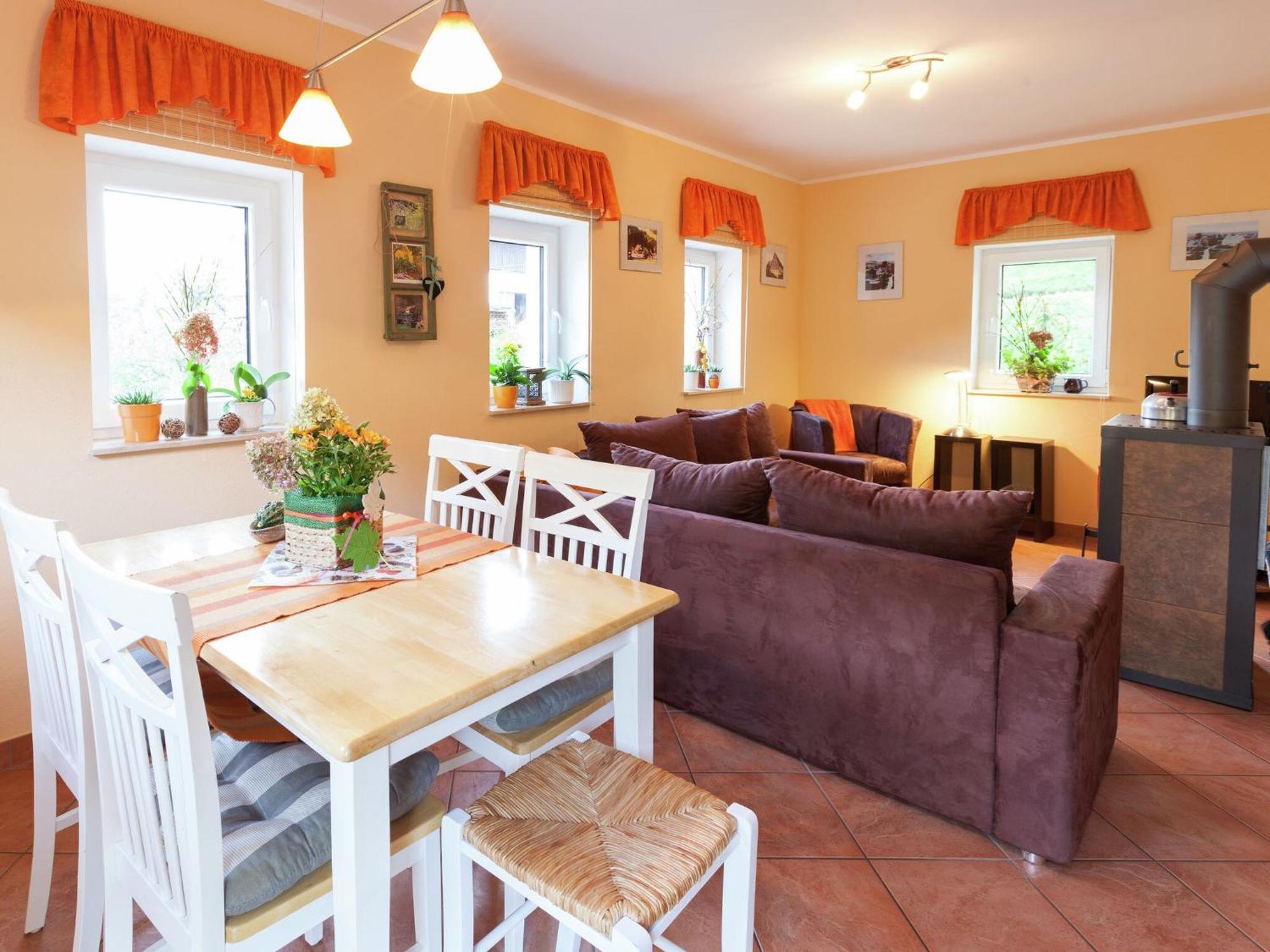 Charming Holiday Home In Hohnstein Ot Lohsdorf Экстерьер фото